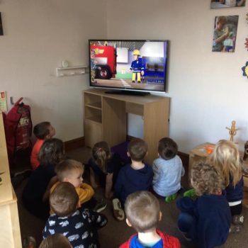 Learning About Fireworks At Little Owls Day Nursery Near Swaffham (1)