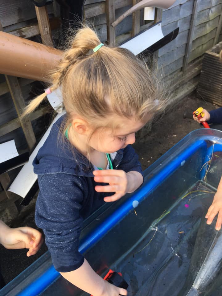 Outside Play Is So Important To Little Owls Playgroup (3)