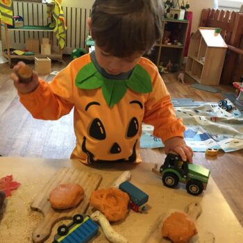 A Spooktackular Day At Little Owls Childcare Near Norwich Norfolk (14)