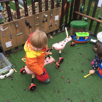 Outside Play At Little Owls Childcare In Dereham Norfolk (1)