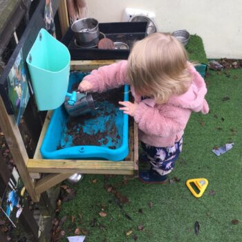 Outside Play At Little Owls Childcare In Dereham Norfolk (4)